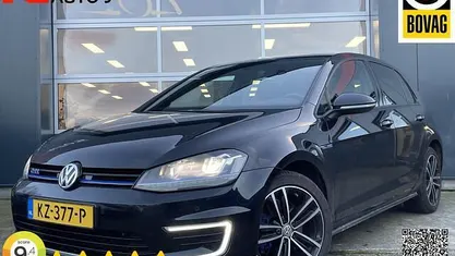 Zwart Gebruikt 2016 VW Golf VII GTE Hatchback | € 11.445 (Super prijs)