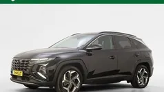 Phantom black (zwart metallic) Gebruikt 2024 Hyundai Tucson SUV | € 38.750 (Eerlijke prijs)