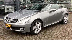 Grijs Gebruikt 2010 Mercedes SLK200 Cabriolet | € 13.995 (Eerlijke prijs)