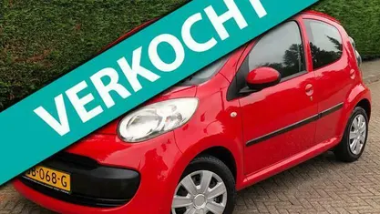 Rood Occasion 2008 Citroën C1 Hatchback | € 2.650 (Eerlijke prijs)
