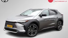 Grijs Gebruikt 2024 Toyota bZ4X Premium SUV | € 44.999 (Goede deal)