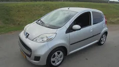 Grijs Gebruikt 2012 Peugeot 107 Hatchback | € 4.250 (Eerlijke prijs)