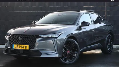 Grijs Occasion 2023 DS Automobiles DS4 Performance Line Plus Hatchback | € 25.450 (Eerlijke prijs)