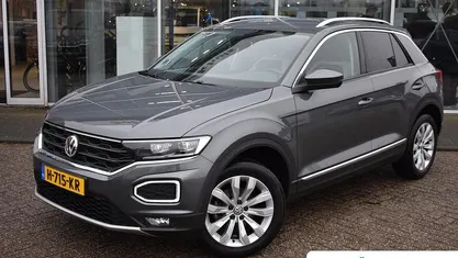 Occasion 2020 VW T-Roc Sport SUV | € 26.895 (Eerlijke prijs)