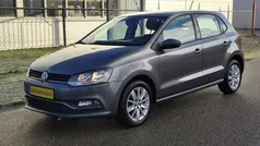 Grijs, metallic lak Gebruikt 2014 VW Polo Edition Hatchback | € 7.450 (Eerlijke prijs)