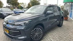 Gebruikt 2025 VW Tiguan Life SUV | € 41.845 (Eerlijke prijs)