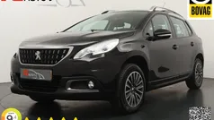 Zwart Gebruikt 2017 Peugeot 2008 Allure SUV | € 8.445 (Goede deal)
