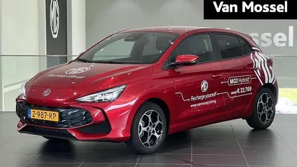 Rood Gebruikt 2024 MG MG3 Luxury Hatchback | € 21.495 (Eerlijke prijs)