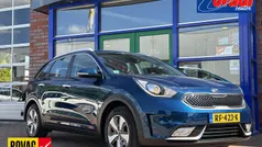 Blauw Gebruikt 2017 Kia Niro SUV | € 16.945 (Eerlijke prijs)
