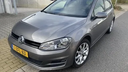 Occasion 2015 VW Golf VII Highline Hatchback | € 8.999 (Eerlijke prijs)