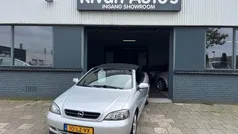 Grijs, andere lak Gebruikt 2003 Opel Astra Cabriolet Cabriolet | € 3.450 (Eerlijke prijs)