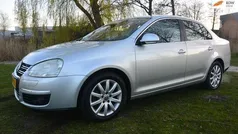 Grijs Occasion 2009 VW Jetta Comfortline Sedan | € 2.999 (Goede deal)