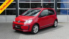 Rood Gebruikt 2018 VW up! Beats Hatchback | € 8.995 (Eerlijke prijs)