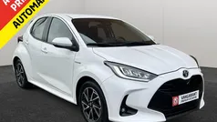 Gebruikt 2020 Toyota Yaris Hybrid Hatchback | € 18.990 (Eerlijke prijs)