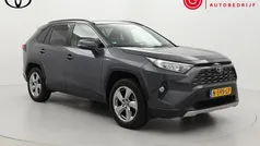 Grijs Gebruikt 2021 Toyota RAV4 Hybrid Business Edition SUV | € 31.999 (Eerlijke prijs)