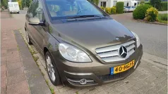 Bruin Gebruikt 2008 Mercedes B200 MPV | € 1.745 (Eerlijke prijs)