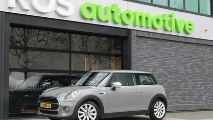 Gebruikt 2021 Mini ONE Hatchback | € 15.950 (Eerlijke prijs)