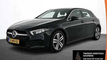 Zwart Gebruikt 2021 Mercedes A200 Progressive Hatchback | € 27.585 (Eerlijke prijs)