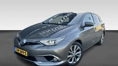 Grijs Gebruikt 2017 Toyota Auris Hybrid Hatchback | € 15.430 (Goede deal)