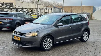 Occasion 2009 VW Polo Trendline Hatchback | € 3.649 (Eerlijke prijs)