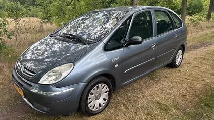 Occasion Citroën Xsara Picasso 136 PK (100 kW) 2005 Grijs MPV