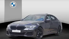 Grijs, metallic lak Gebruikt 2021 BMW 520 Executive Sedan | € 36.900 (Eerlijke prijs)