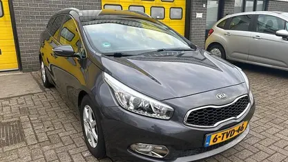 Grijs Occasion 2014 Kia Ceed Sportswagon Stationwagen | € 5.950 (Goede deal)