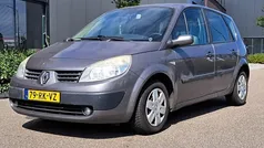 Gebruikt 2005 Renault Scénic II Authentique MPV | € 750 (Eerlijke prijs)