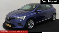 Ironblauw rqh Gebruikt 2020 Renault Clio V Zen Hatchback | € 14.435 (Eerlijke prijs)