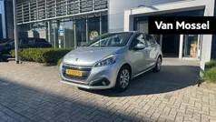 Grijs Gebruikt 2017 Peugeot 208 Hatchback | € 9.440 (Eerlijke prijs)