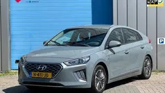 Grijs, metallic lak Gebruikt 2020 Hyundai Ioniq Sedan | € 15.798 (Goede deal)