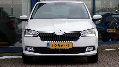 Gebruikt 2020 Skoda Fabia Business Line Hatchback | € 12.950 (Eerlijke prijs)