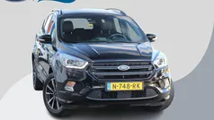 Zwart Gebruikt 2019 Ford Kuga Titanium SUV | € 16.700 (Eerlijke prijs)