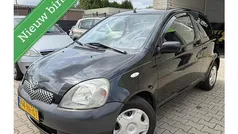 Gebruikt 2001 Toyota Yaris Terra Hatchback | € 950 (Eerlijke prijs)