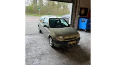 Bruin Gebruikt 2000 Renault Clio II Hatchback | € 1.399 (Eerlijke prijs)