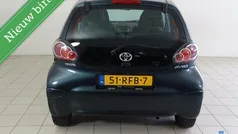 Grijs Gebruikt 2011 Toyota Aygo Hatchback | € 2.950 (Eerlijke prijs)