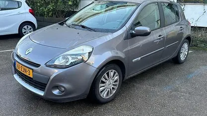 Occasion Renault Clio IV Collection 75 PK (55 kW) 2013 Hatchback