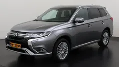 Gebruikt 2021 Mitsubishi Outlander P-HEV Instyle SUV | € 27.895 (Eerlijke prijs)