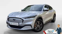 Gebruikt 2023 Ford Mustang Mach-E SUV | € 34.740 (Eerlijke prijs)