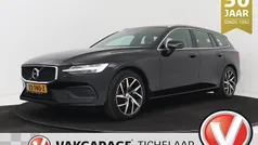 Gebruikt 2019 Volvo V60 Momentum Stationwagen | € 23.199 (Eerlijke prijs)