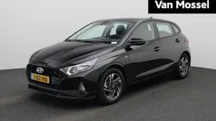 Zwart Gebruikt 2024 Hyundai i20 Comfort Hatchback | € 19.740 (Eerlijke prijs)