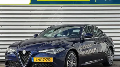 Gebruikt 2021 Alfa Romeo Giulia Business Sedan | € 37.590 (Eerlijke prijs)