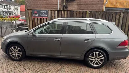 Gebruikt 2011 VW Golf Highline Stationwagen | € 2.999 (Super prijs)