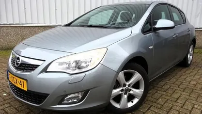 Occasion Opel Astra Selection 116 PK (85 kW) 2012 Hatchback