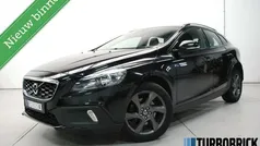 Gebruikt 2013 Volvo V40 CC Summum Stationwagen | € 10.895 (Eerlijke prijs)