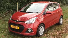 Rood Gebruikt 2014 Hyundai i10 Comfort Hatchback | € 7.650 (Eerlijke prijs)