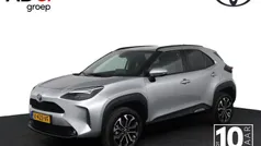 Grijs Gebruikt 2024 Toyota Yaris Cross SUV | € 28.900 (Eerlijke prijs)
