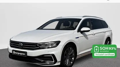 Wit Occasion 2021 VW Passat Business Stationwagen | € 27.249 (Eerlijke prijs)