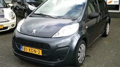 Grijs Gebruikt 2012 Peugeot 107 Access Hatchback | € 2.450 (Eerlijke prijs)