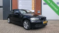 Zwart Gebruikt 2009 BMW 118 Hatchback | € 3.950 (Eerlijke prijs)